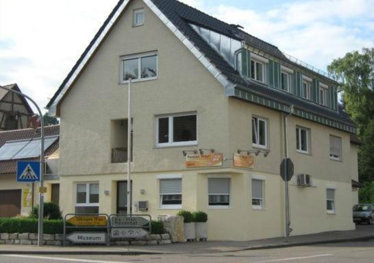 Waldenbuch Pension Wauri , Ferienwohnung ' Schwarzwald ' , Erdgeschoss מראה חיצוני תמונה